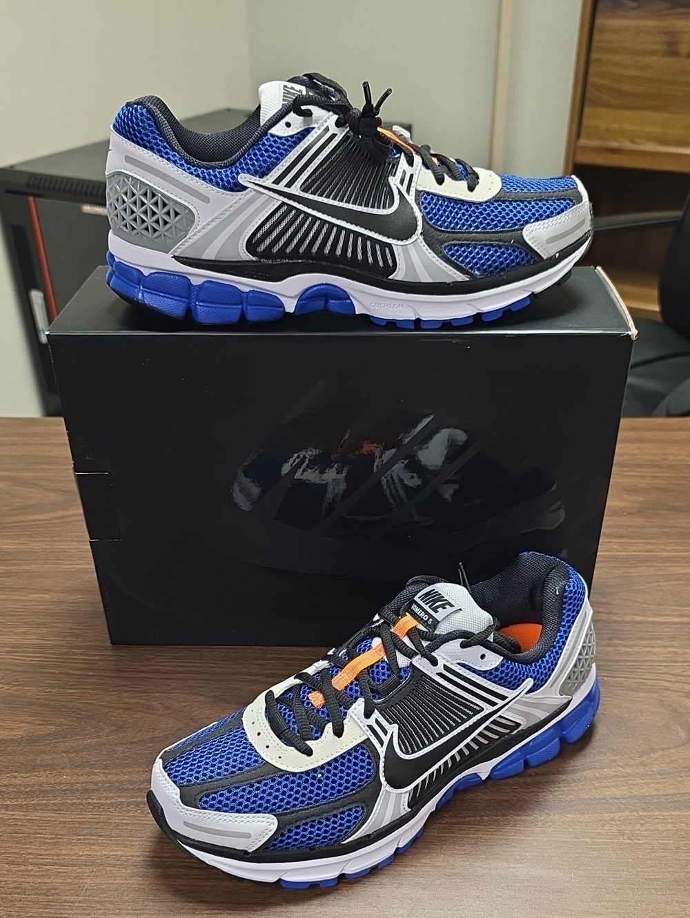 Nike Zoom Vomero 5 SE SP White Racer Blue CI1694-100 Men's 9.5/Women's 11 New